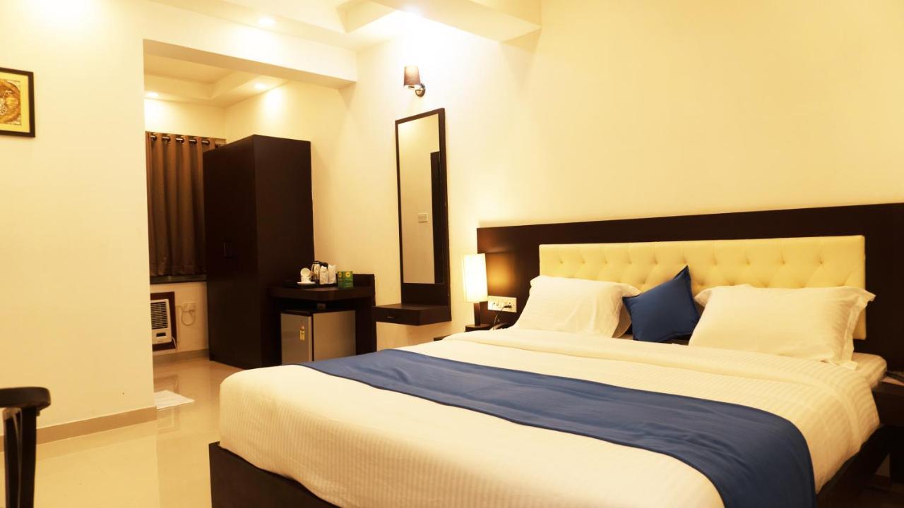Hotel Max Inn Bhāgalpur Eksteriør billede