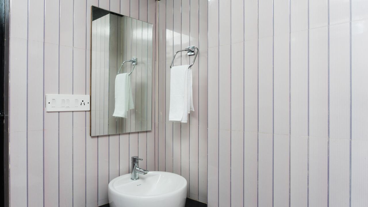 Hotel Max Inn Bhāgalpur Eksteriør billede